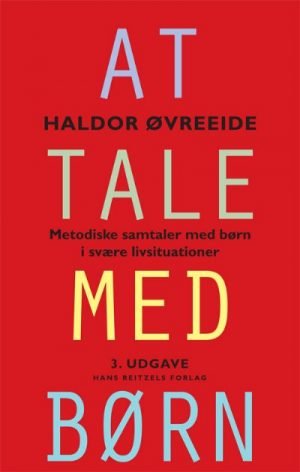 At tale med børn